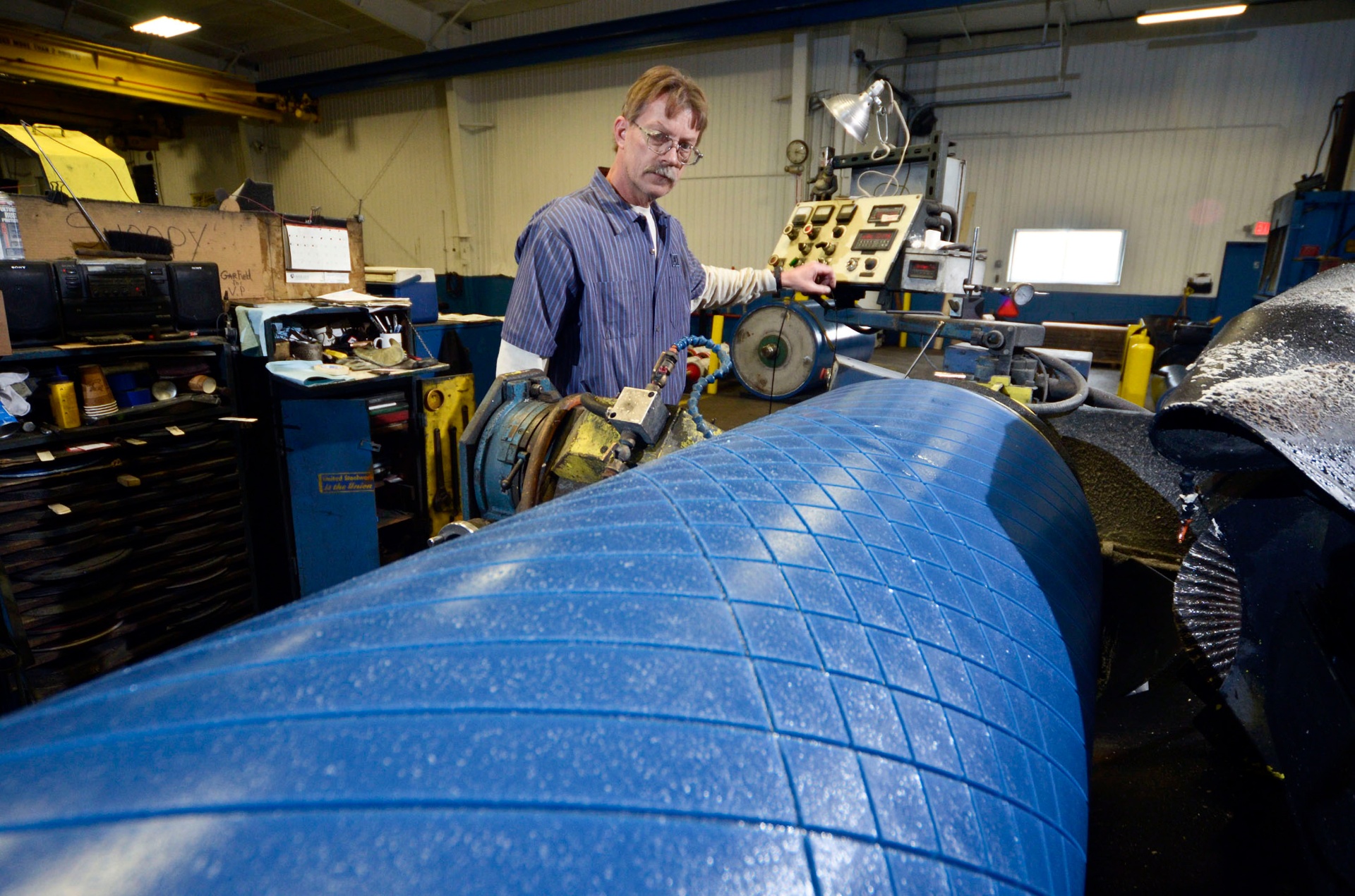 Mandrel sleeve manufacturing